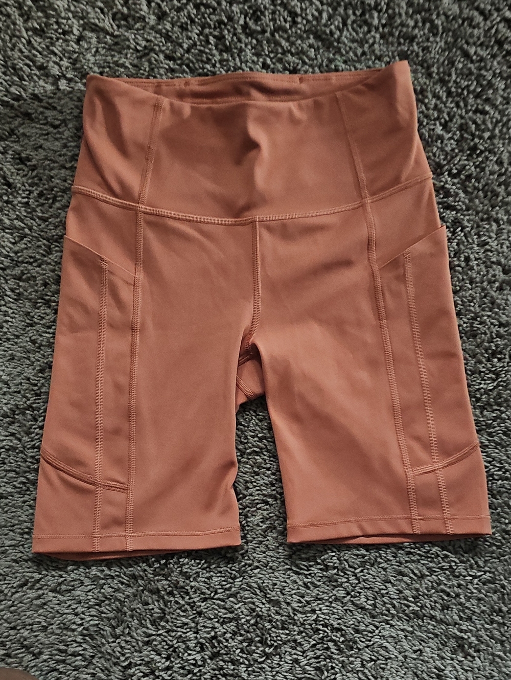 Athleta Ultimate Stash Pocket Short 7" Clay